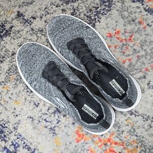 Womens Skeckers Goga Mat